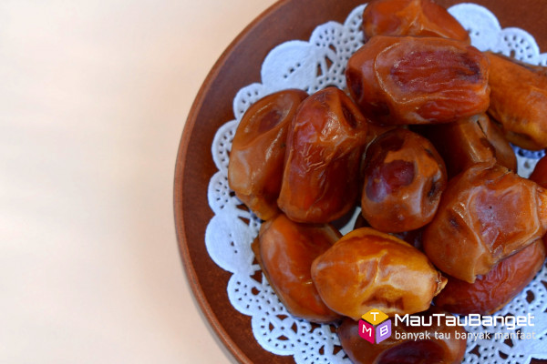 Makan kurma selama 1 minggu dan inilah manfaatnya